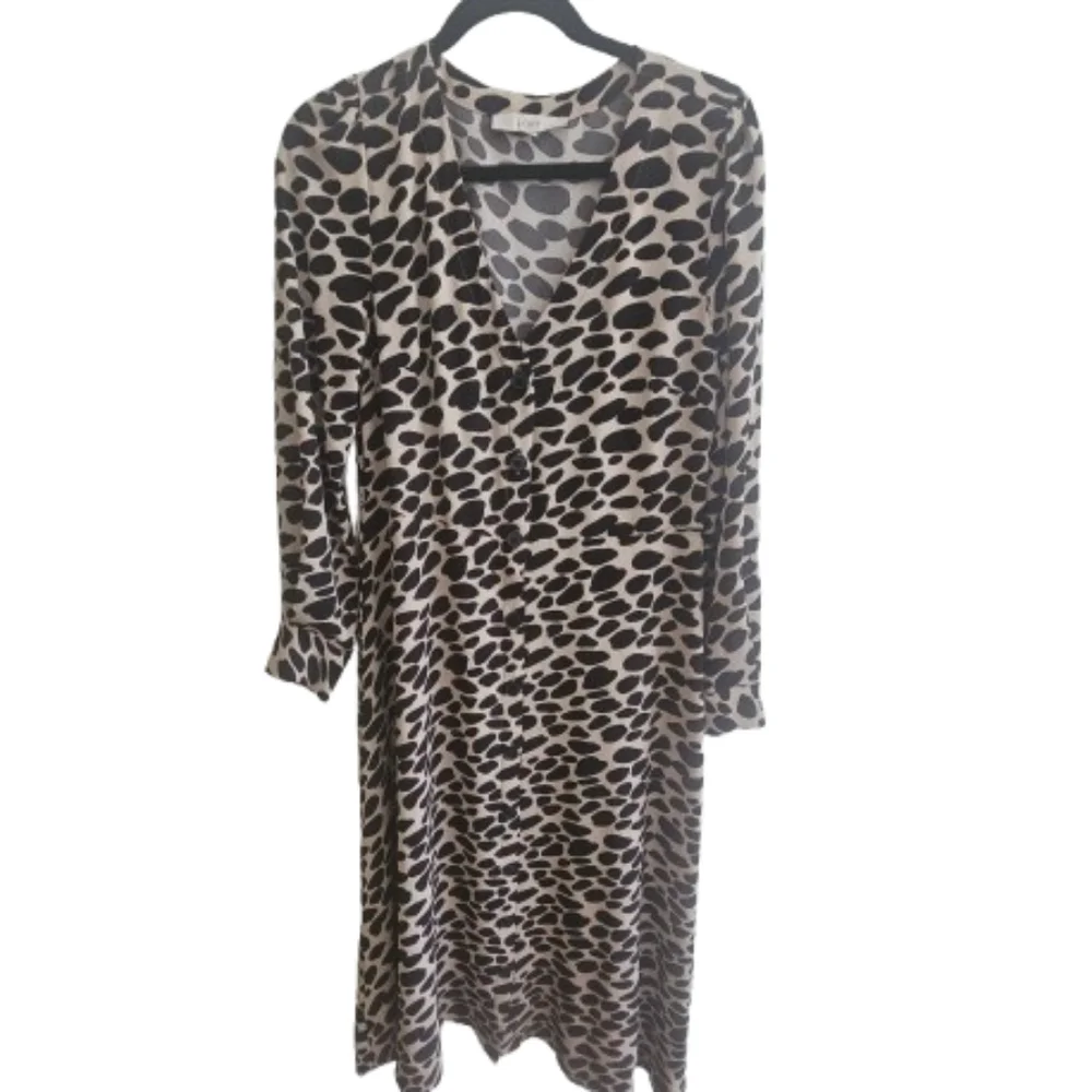LOFT Black and Cream Leopard Print A-Line Dress - Picture 3 of 10